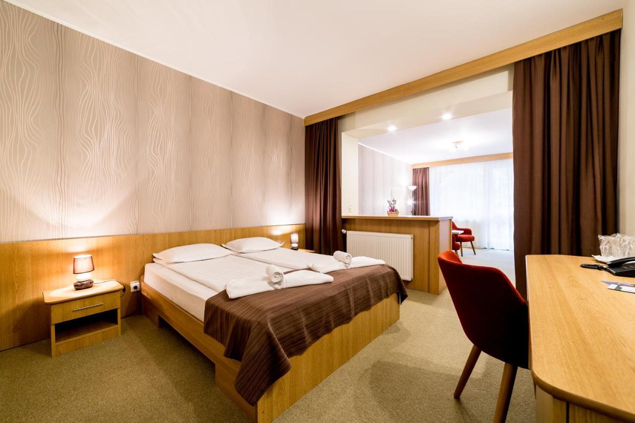 Hotel Muresul Health Spa سوفاتا المظهر الخارجي الصورة