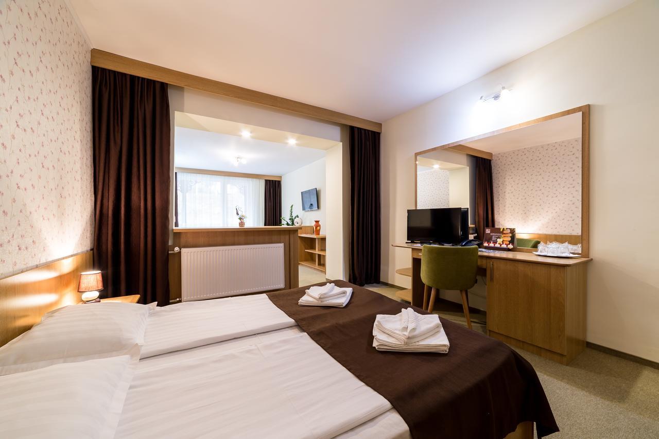 Hotel Muresul Health Spa سوفاتا المظهر الخارجي الصورة